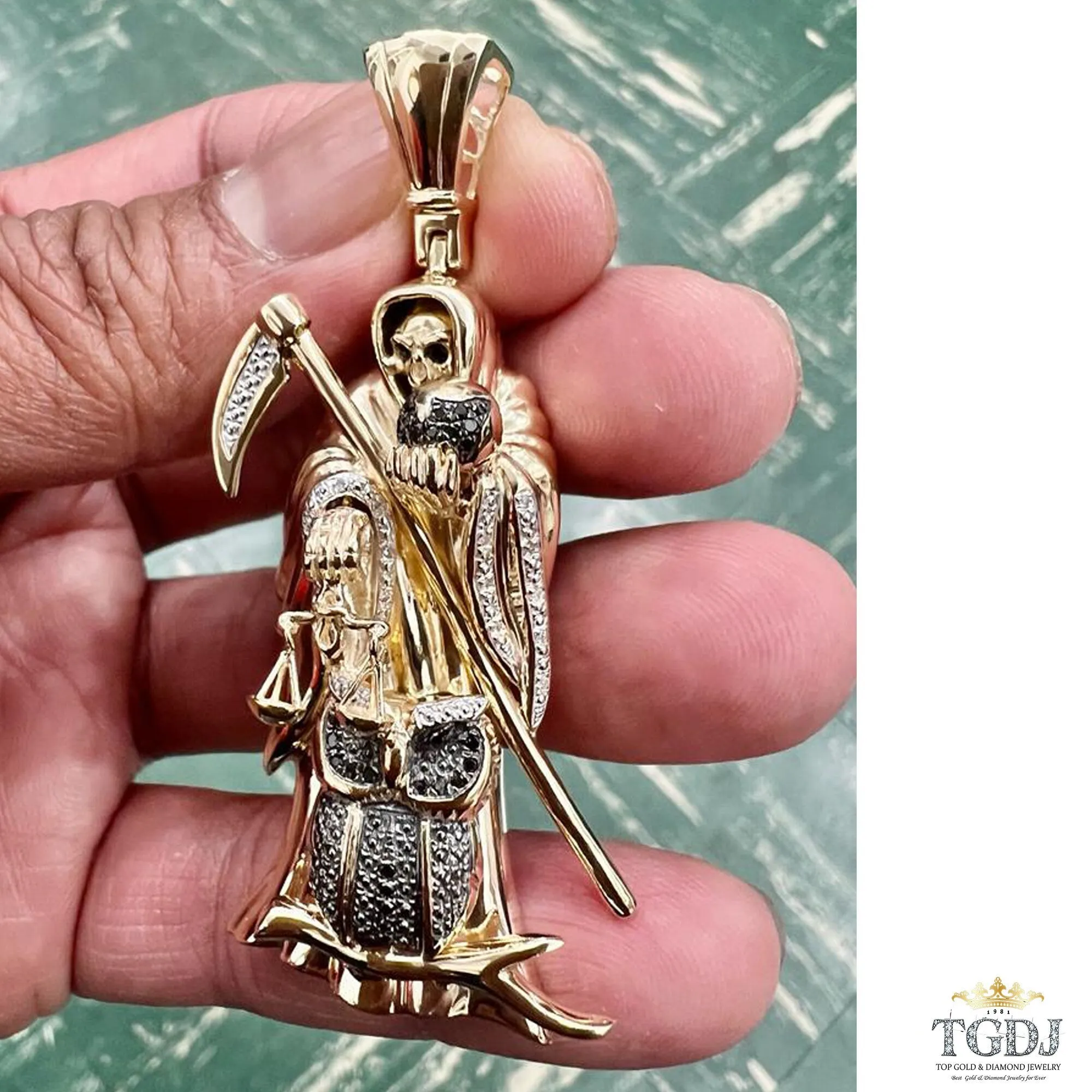 10k Yellow Gold Diamond Santa Muerte Grim Reaper 0.20ct Diamond Pendant, Holy Death Santa Muerte, Gold Santa Muerte- Custom jewelry