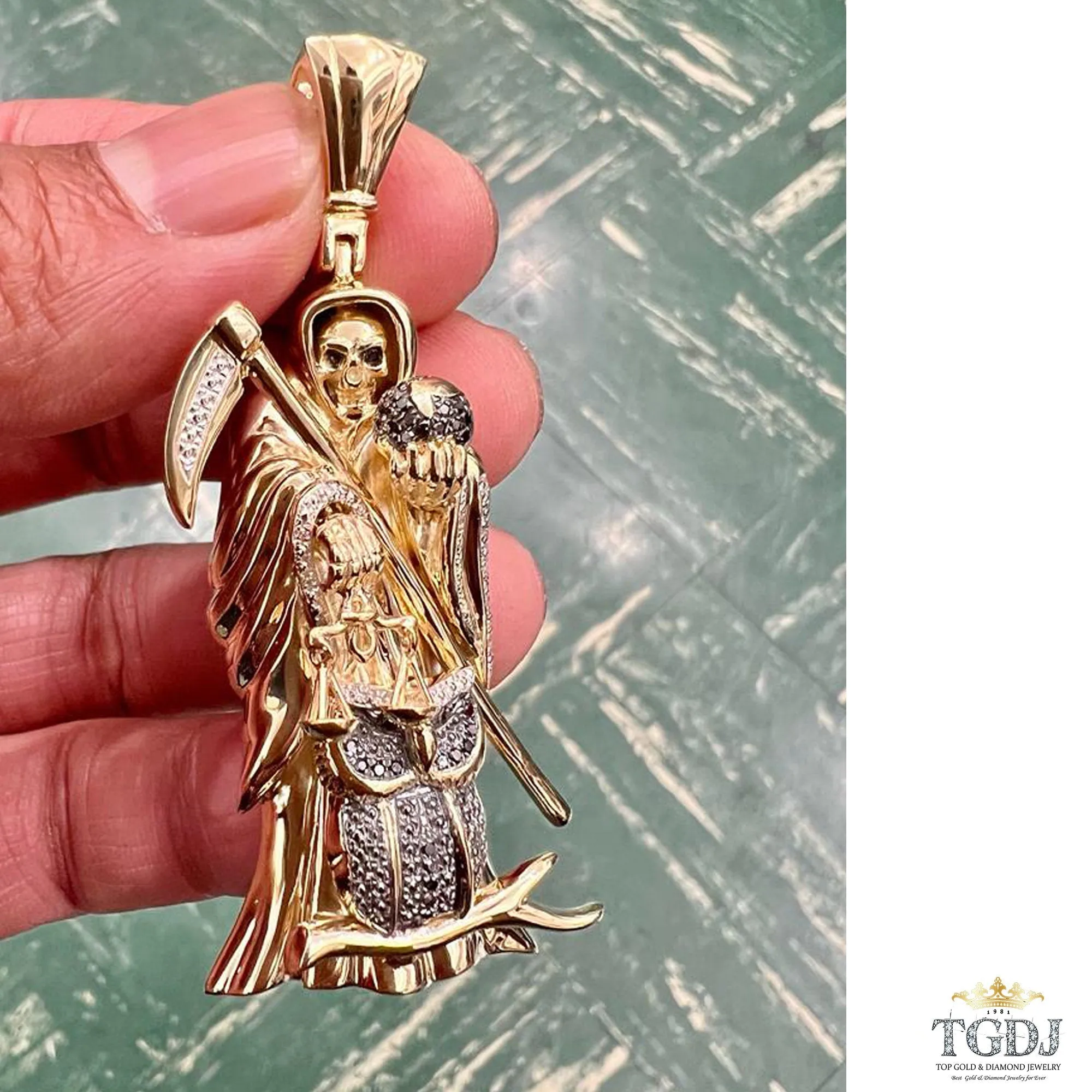 10k Yellow Gold Diamond Santa Muerte Grim Reaper 0.20ct Diamond Pendant, Holy Death Santa Muerte, Gold Santa Muerte- Custom jewelry