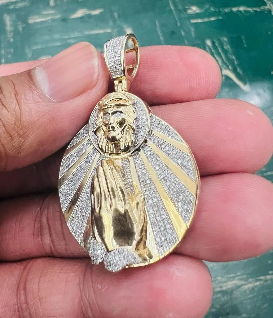 10K Yellow Gold Jesus Head with Praying Hands Medallion Diamond Pendant 0.48 CT, Men Medallion Cross Crucifix Jesus Christ Pendant Charm