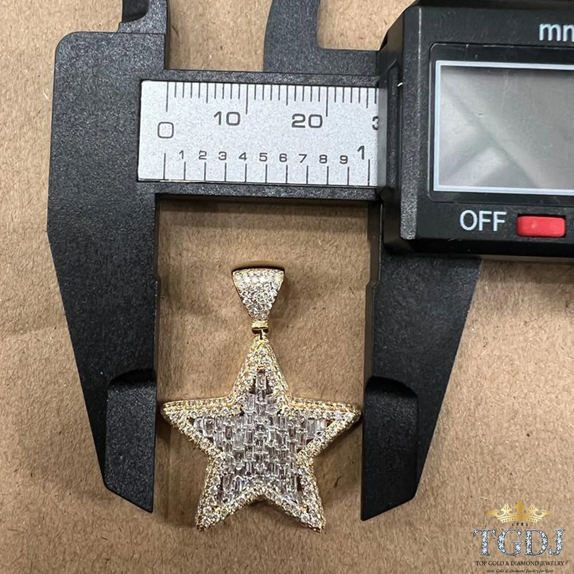 14k Yellow Gold Diamond 1.65ct Diamond Star Diamond Pendant (SI1 Clarity; G-H Color) | Custom Jewelry