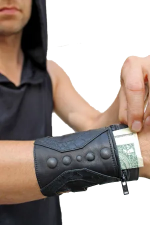 Five and Diamond Arrow Cuff