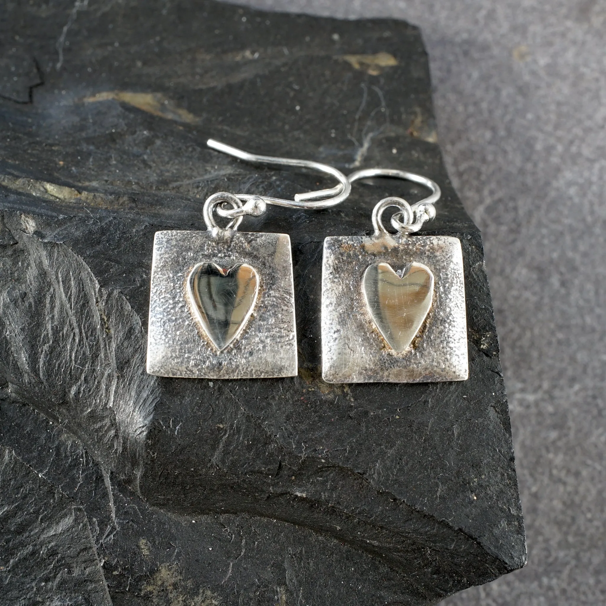 SH01E Silver Heart Drop Earrings